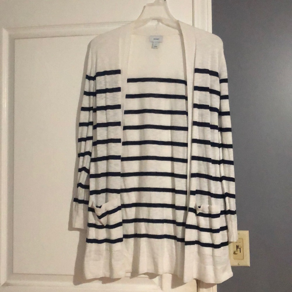 Old Navy cardigan